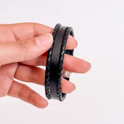 دستبند چرم طبیعی سوفیانو مهر- مشکی