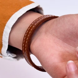 دستبند چرم طبیعی ناپا راز-عسلی