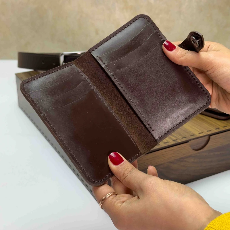 جا کارتی چرم طبیعی قهوه ای ناپا