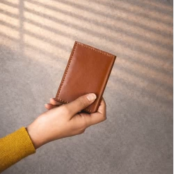 جا کارتی چرم طبیعی سلین  عسلی ناپا...