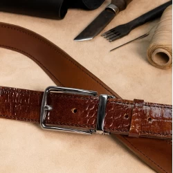 کمربند مردانه چرم طبیعی کروکدیل عسلی