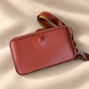 کیف دوشی زنانه چرم طبیعی همپا ناپا عسلی
