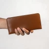 کیف پول کتی چرم طبیعی عسلی ناپا-شد-گالری