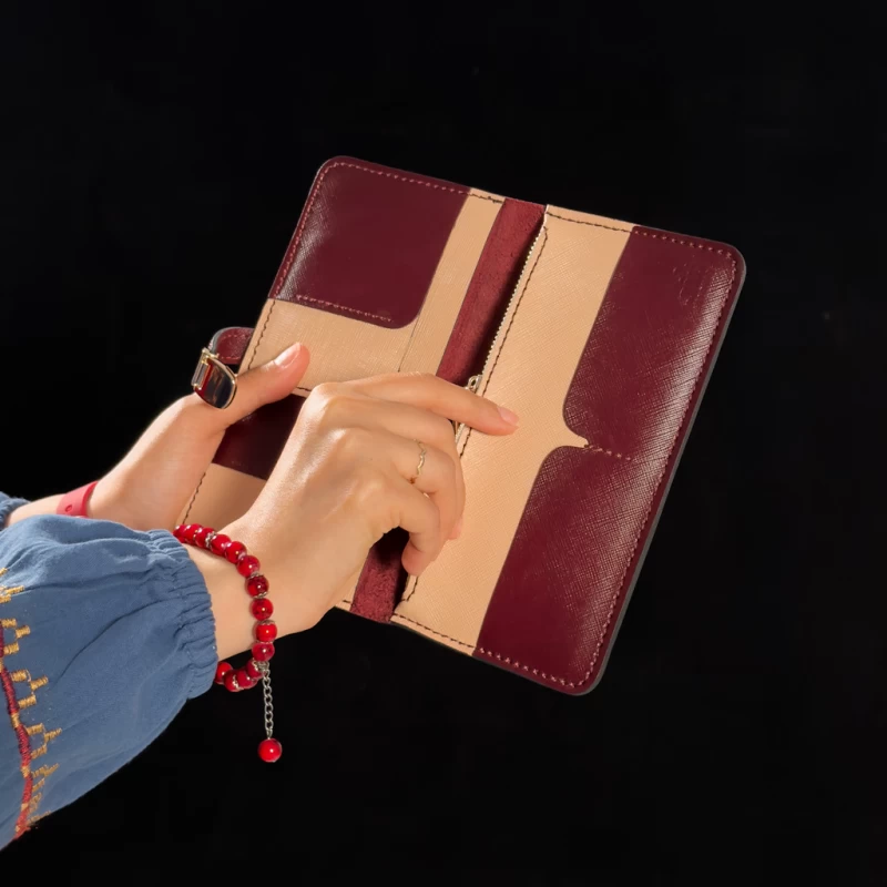 کیف پول زنانه چرم طبیعی سوفیانو زرشکی کرم