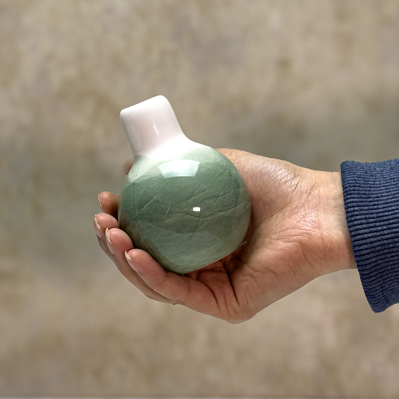 گلدان سرامیکی مینیاتوری آبرنگی سبز