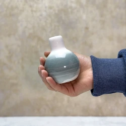 گلدان سرامیکی مینیاتوری آبرنگی سبز آبی