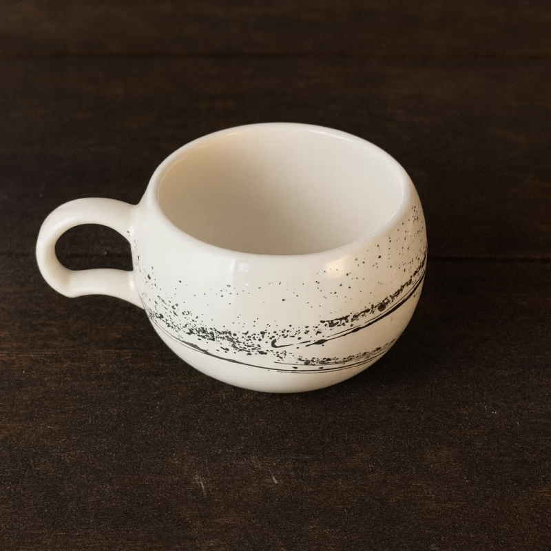 لیوان توپی سرامیکی کهکشان مشکی